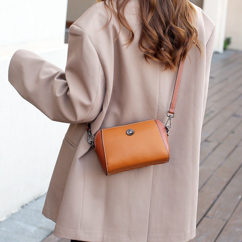 Women's Fashion Leather Crossover Shoulder Bag