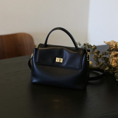 Women's Fashion Classic Leather Handbags