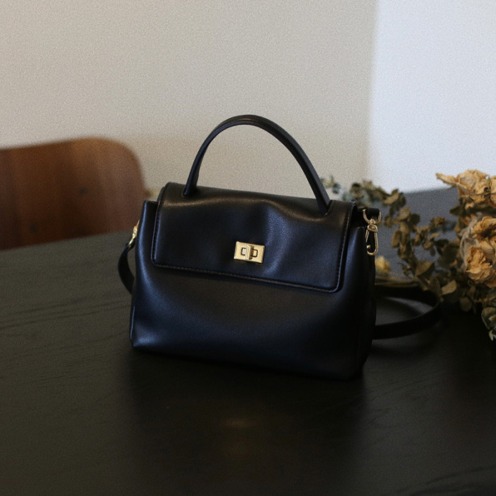 Women's Fashion Classic Leather Handbags
