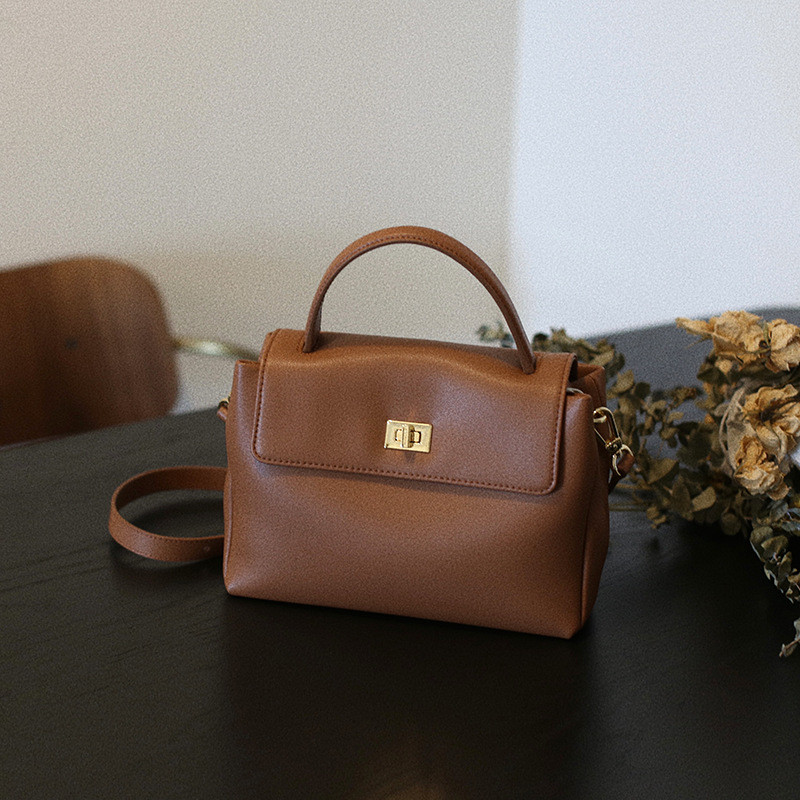 Women's Fashion Classic Leather Handbags