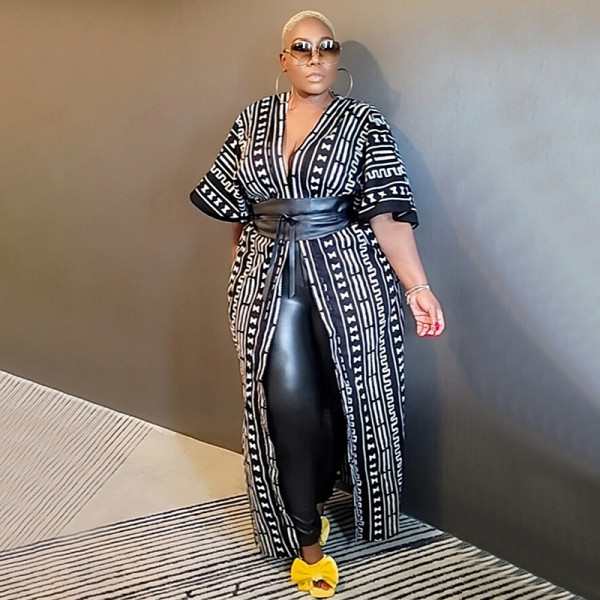 Plus Size Fashion Half Sleeve Print Long Coat NNWF-7766