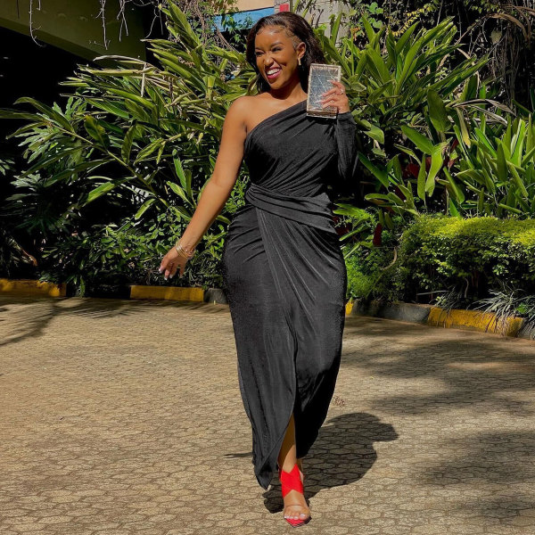 Plus Size Solid Color Single Shoulder Slit Maxi Dress NY-2771