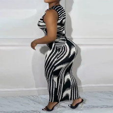 Plus Size Irregular Stripe Sleeveless Maxi Dress GDAM-218378