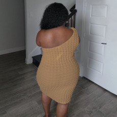 Plus Size Slash Neck Solid Color Slim Midi Dress NNWF-8022