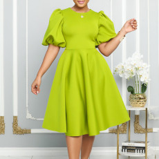 Plus Size Solid Color Lantern Sleeve Midi Dress GCZF-8631