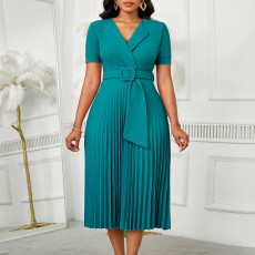 Plus Size Solid Color Short Sleeve Pleated Midi Dress GATE-593