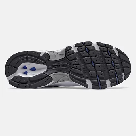 NEW BALANCE Unisex 530