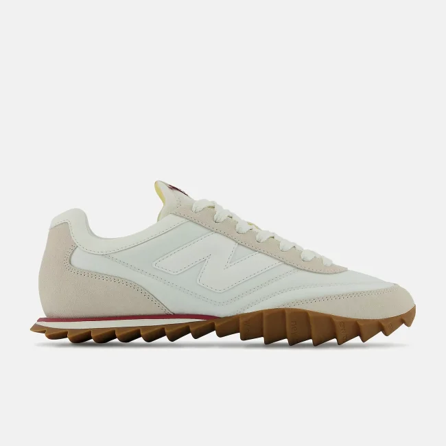 NEW BALANCE RC30