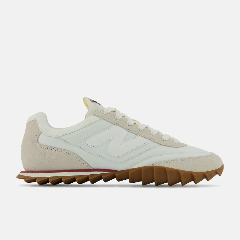 NEW BALANCE RC30