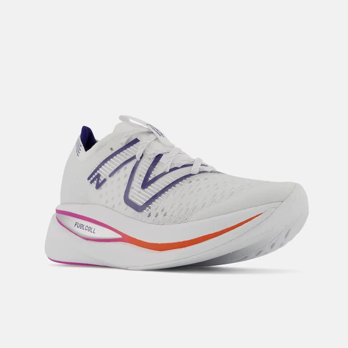 NEW BALANCE FuelCell SuperComp Trainer
