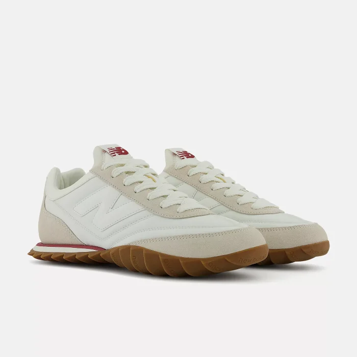 NEW BALANCE RC30