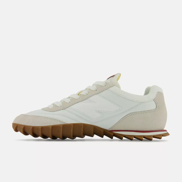 NEW BALANCE RC30