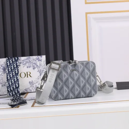 Dior 2022SS Oblique Men Shoulder Bags 17*12*6cm