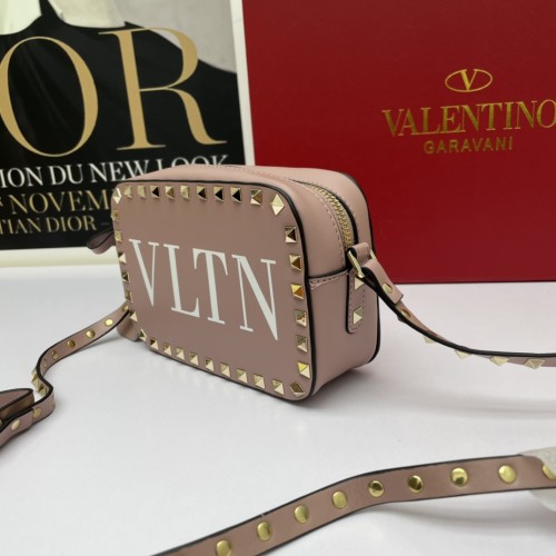 Valentino Women Shoulder Bags 18*12*6cm