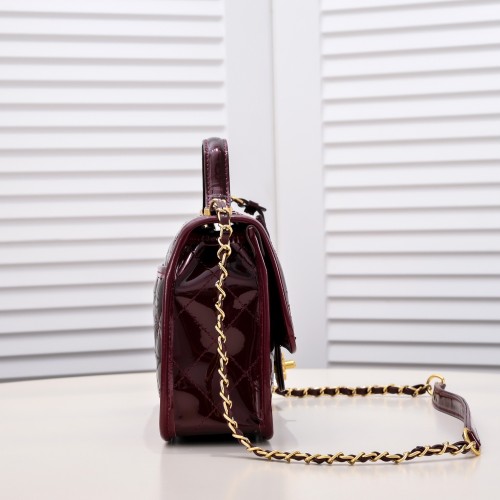 Chanel Chain Shoulder Bags Size 25*18*7cm