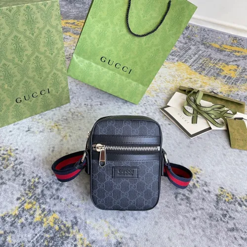 Gucci GG Supreme Black Messenger Bags for Men Size 18*14.5*6cm