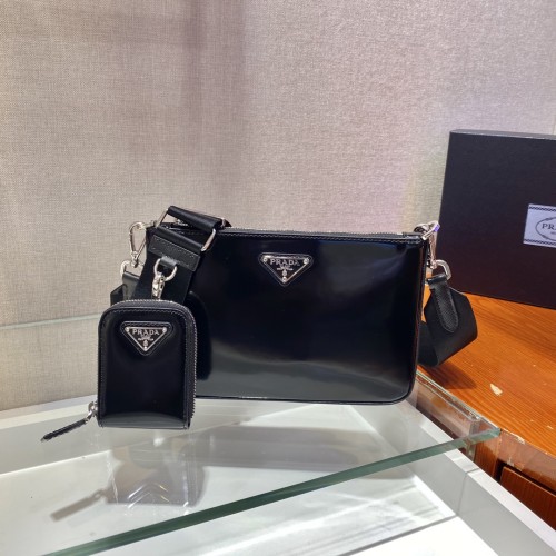 Prada 2VH129 Brushed Leather Shoulder Bags Size 22*14*2.5cm