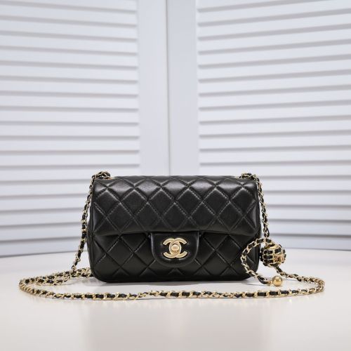 Chanel Chain Shoulder Bags Handbags Size 20*13*7cm 3-Color