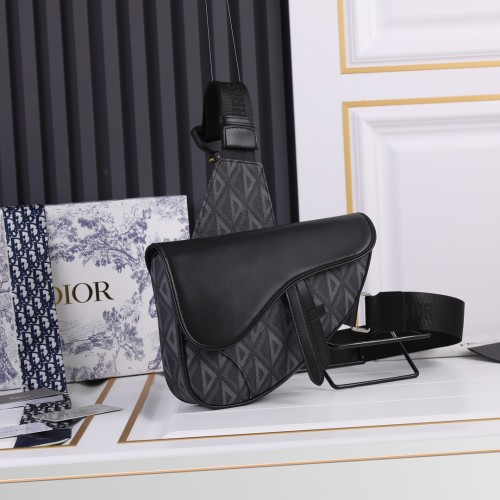 Dior 2022SS Pre-Fall Saddle Men Shoulder Bags 20*28.6*5cm
