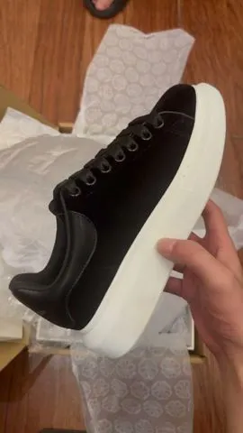 Alexander McQueen OVERSIZED Sneaker Size 35-45