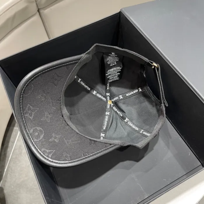 Louis Vuitton Baseball Cap 2-Color