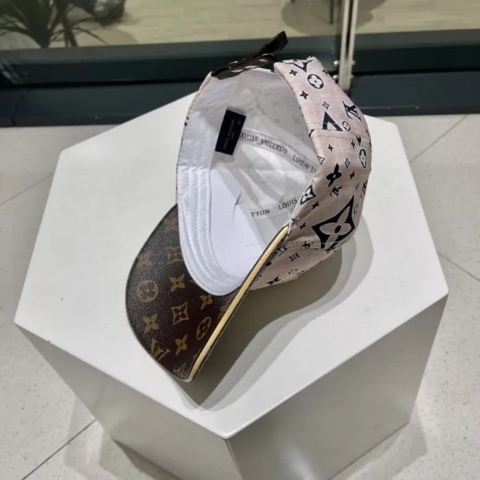 Louis Vuitton Baseball Cap 4-Color