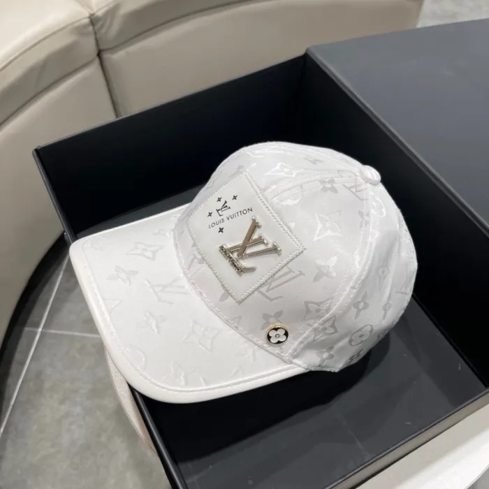 Louis Vuitton Baseball Cap 2-Color