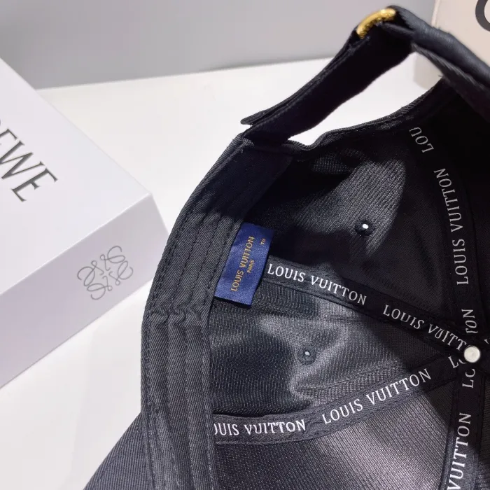 Louis Vuitton Baseball Cap 2-Color
