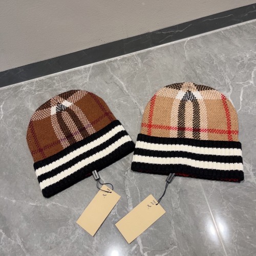 Burberry Knitted Hat 2-Color