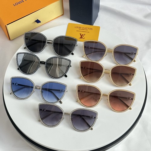 Louis Vuitton PEARL CAT EYE Z1995U Sunglasses