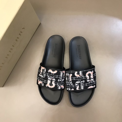 Burberry Mens Sandals Gr. 40-45