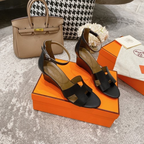 Hermes Legend Sandals Size 35-41 3-Color