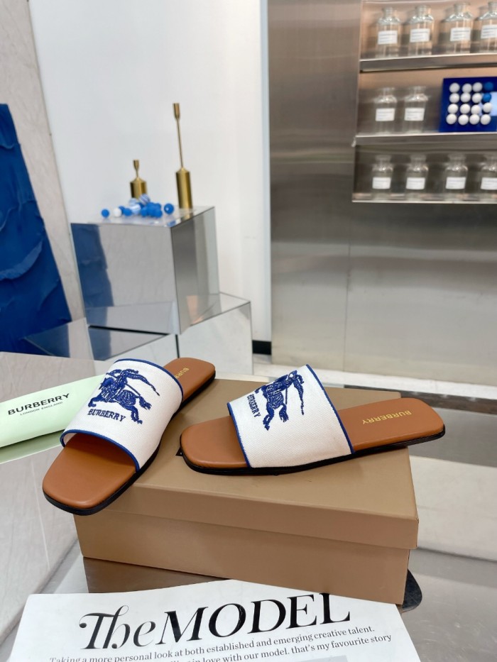 Burberry Women Slippers Size 36-41