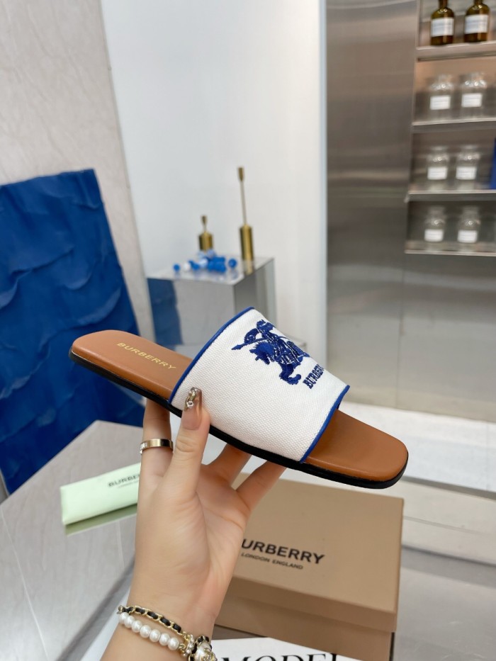 Burberry Women Slippers Size 36-41