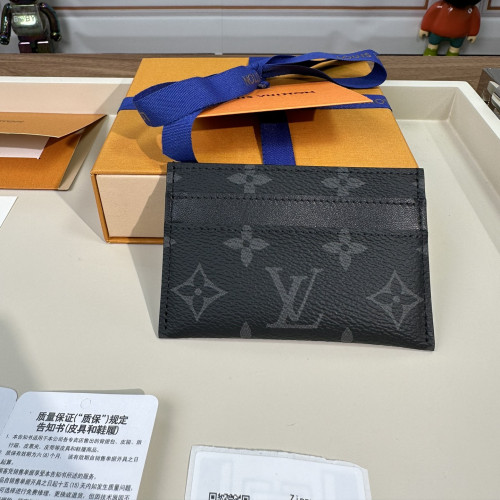 Louis Vuitton M62170 Card Holder Size 11*7cm
