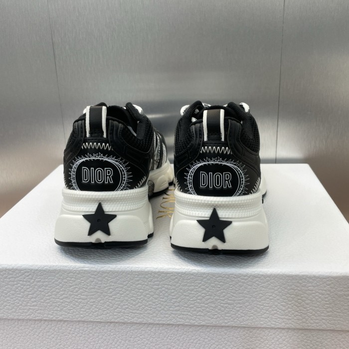 Dior Chrono Sneaker Size 35-41