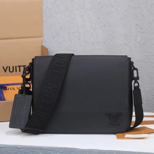 Louis Vuitton M57080 Aerogram Shoulder Bags Size 28*24*10cm