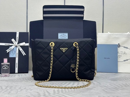 Prada 1BG467 Re-Edition 1995 Chaîne large Re-Nylon bag Size 35*25*9cm