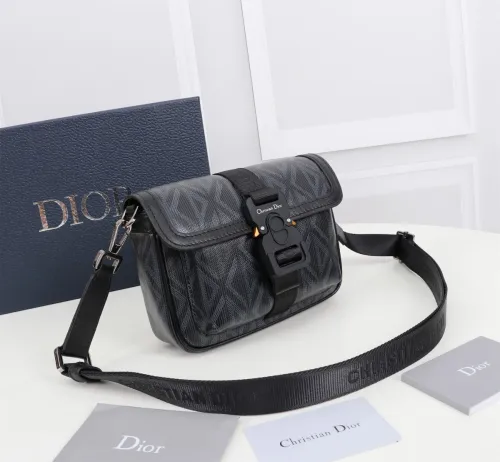 Dior Mini Hit The Road Men Shoulder Bags Size 19*11*4cm