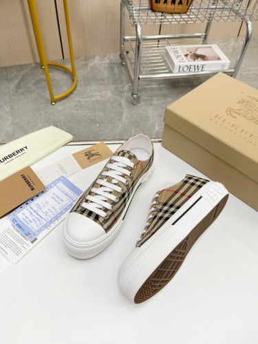 Burberry Sneaker Size 36-45