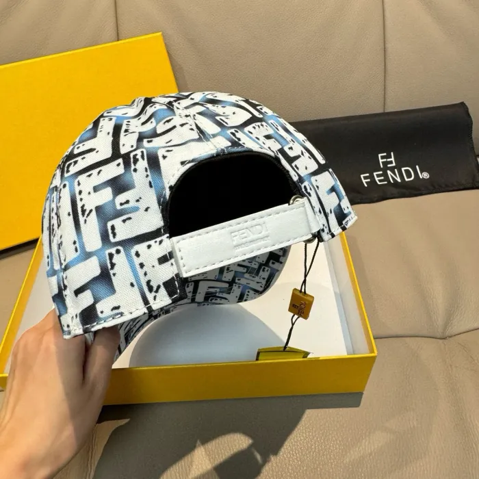 Fendi Baseball Cap 2-Color