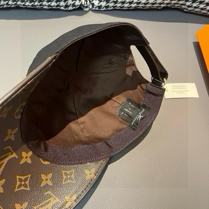 Louis Vuitton Baseball Cap 2-Color