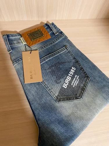 Burberry Jeans Men Size 28-38