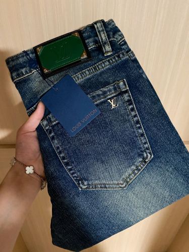 Louis Vuitton Jeans Men Size 28-38