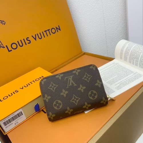 Louis Vuitton Women Card Holder M83689