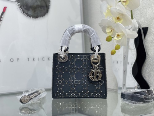 Dior Lady Women Shoulder Bags 17*15*7cm