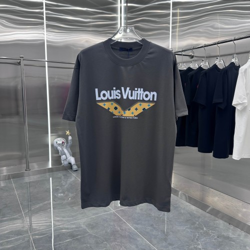 Louis Vuitton Unisex T Shirt Size S-2XL