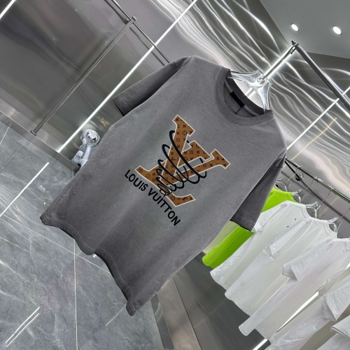 Louis Vuitton Unisex T Shirt Size S-2XL