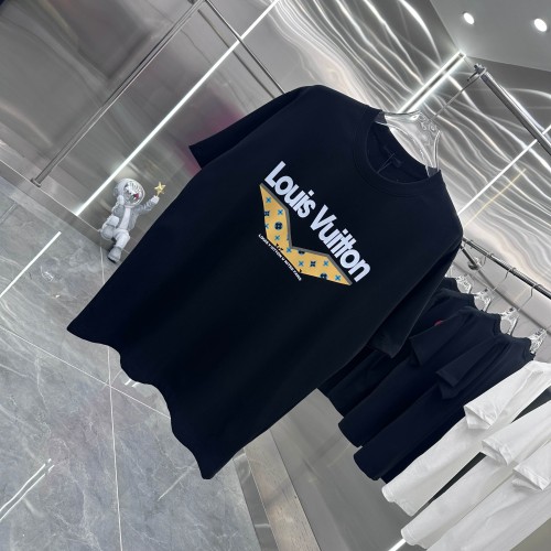 Louis Vuitton Unisex T Shirt Size S-2XL