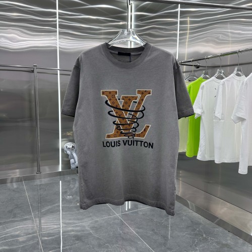 Louis Vuitton Unisex T Shirt Size S-2XL